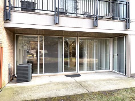 6010 Oakwood Drive Lisle IL 60532