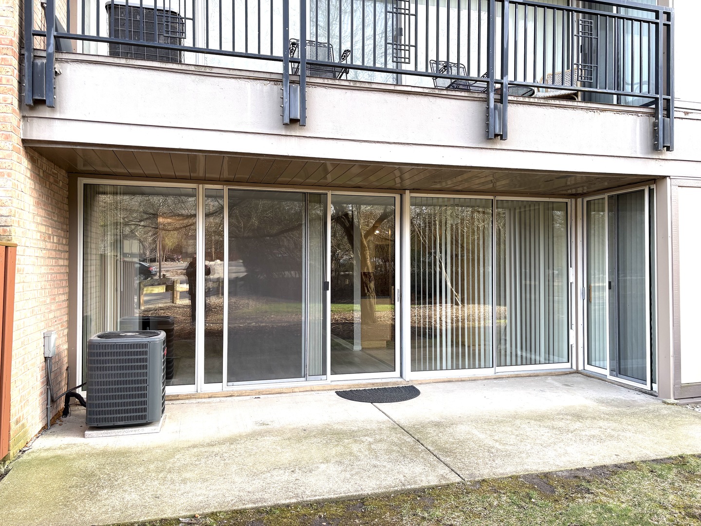 6010 Oakwood Drive Lisle IL 60532