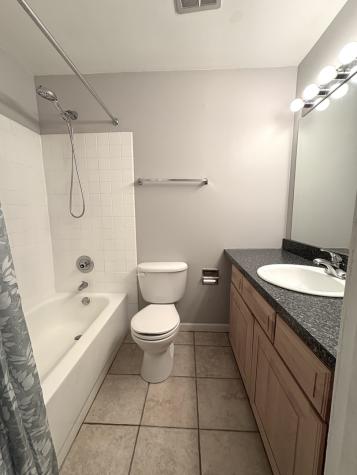 6010 Oakwood Drive Lisle IL 60532