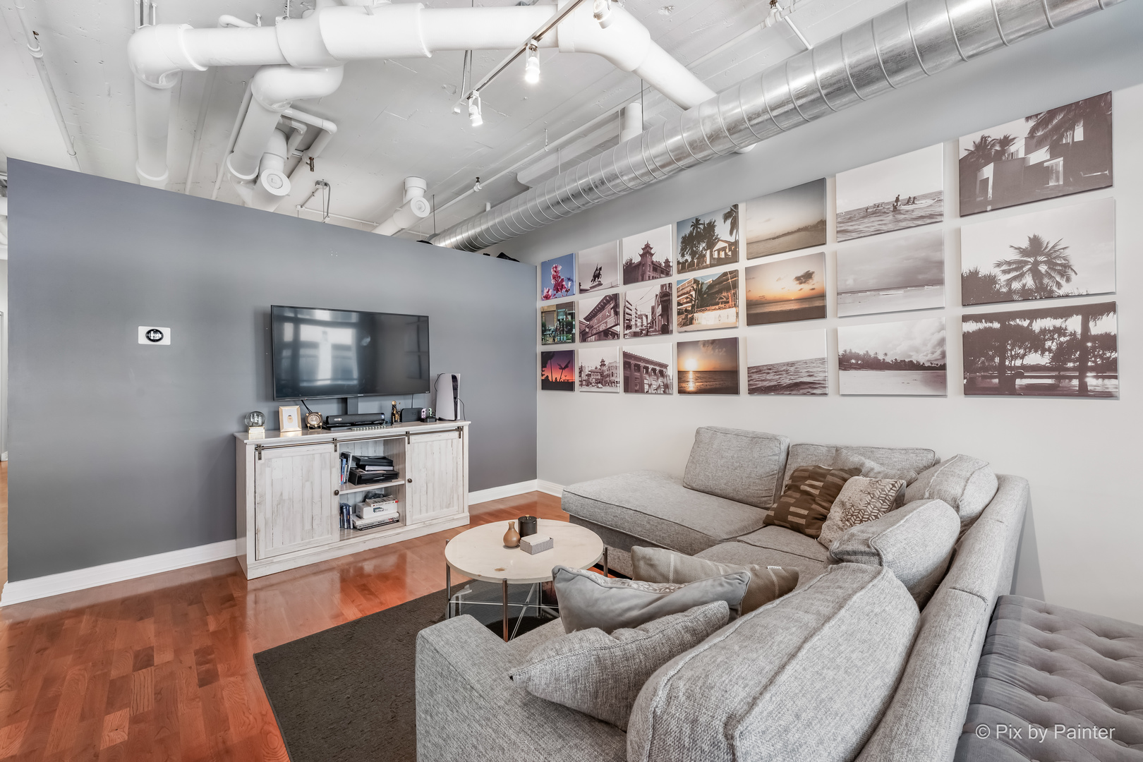 565 West Quincy Street Chicago IL 60661