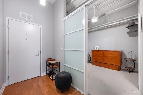 565 West Quincy Street Chicago IL 60661