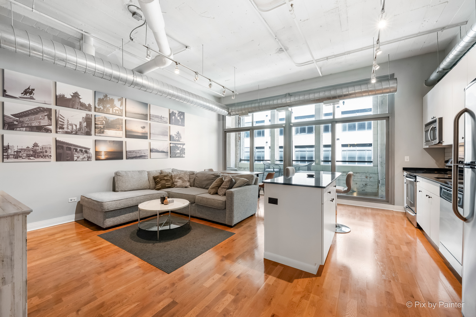 565 West Quincy Street Chicago IL 60661
