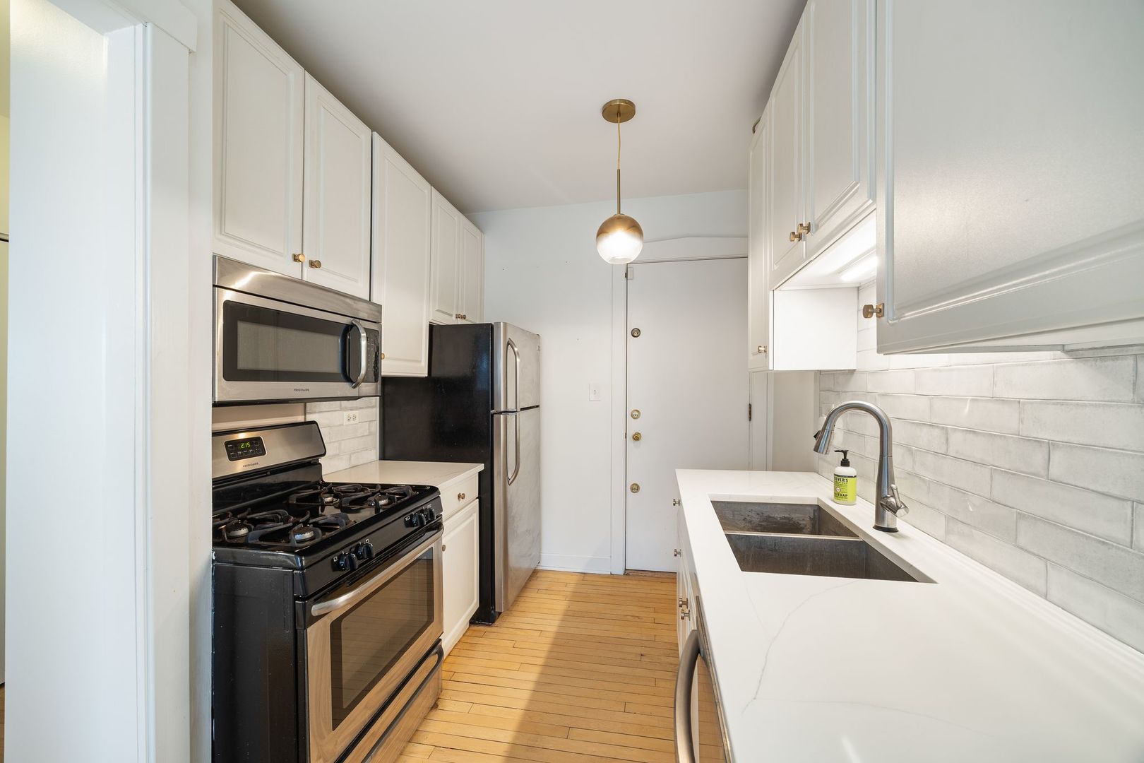 3101 North Kenmore Avenue Chicago IL 60657