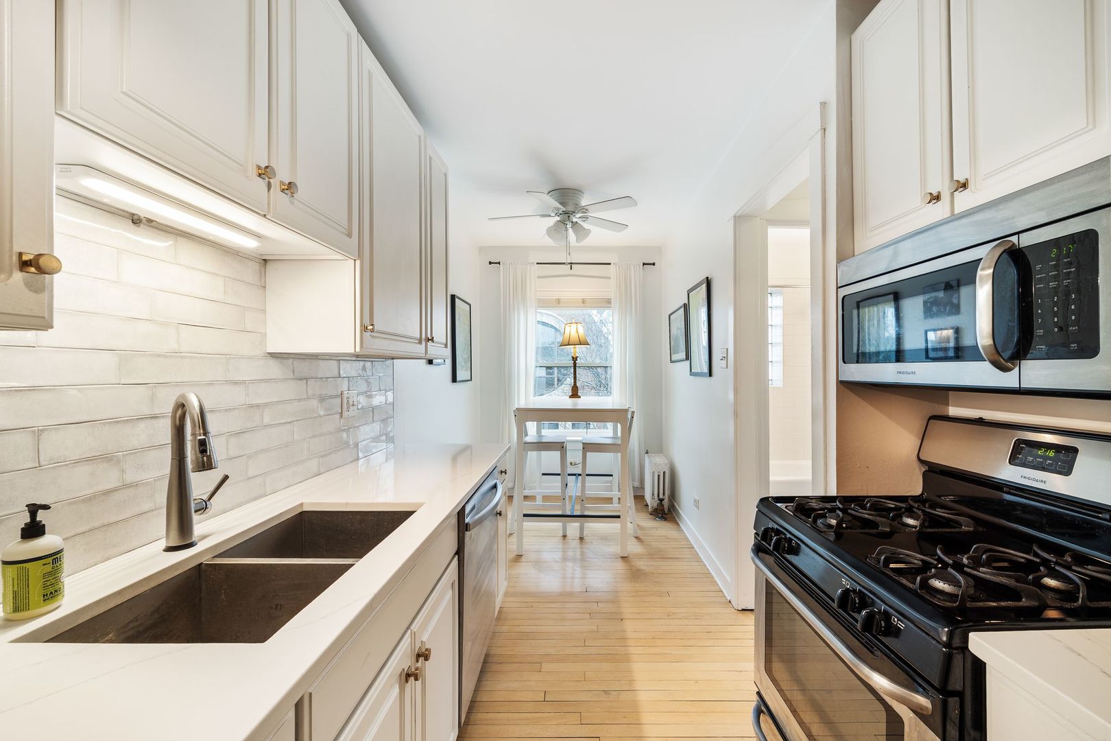 3101 North Kenmore Avenue Chicago IL 60657