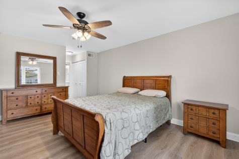 7225 Oxford Circle Fox Lake IL 60020