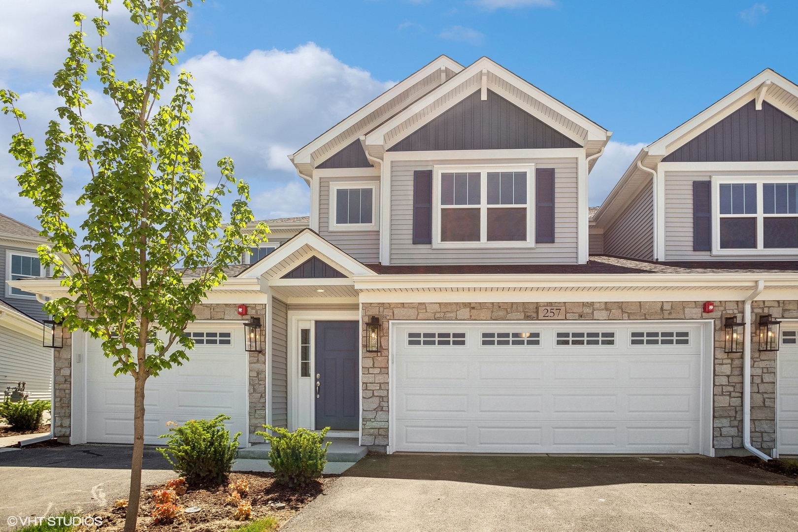 272 Masters Drive Addison IL 60101