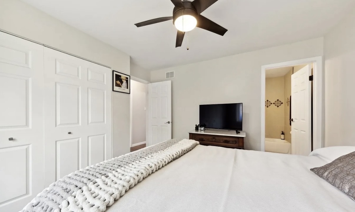 14949 Lakeview Drive Orland Park IL 60462