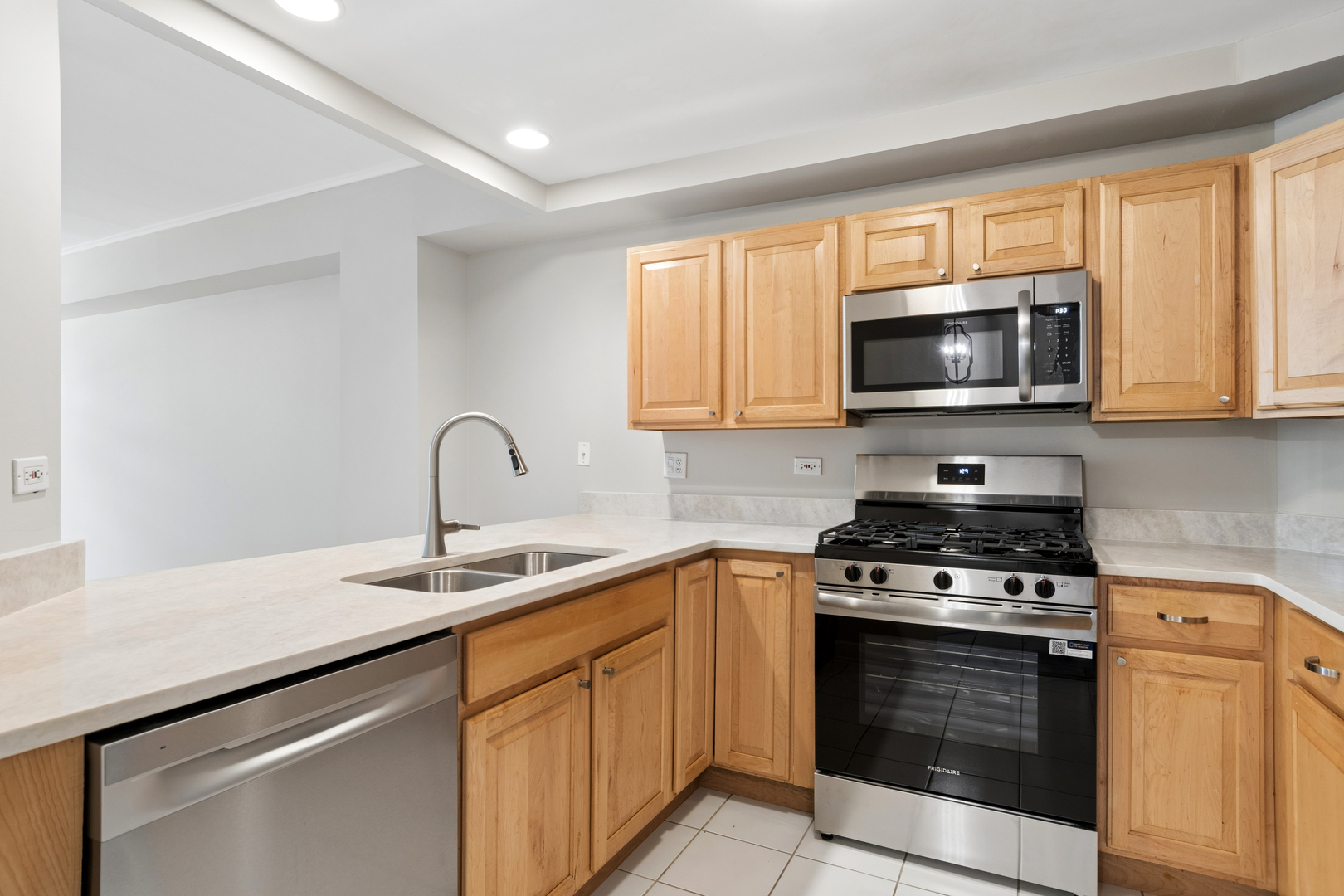 245 Burlington Avenue Clarendon Hills IL 60514