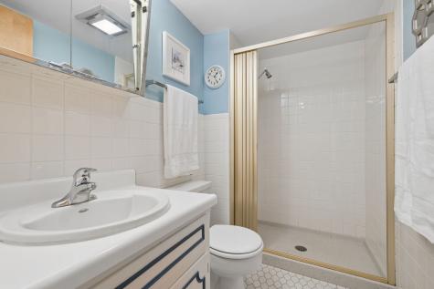 5300 Walnut Avenue Downers Grove IL 60515