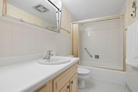 5300 Walnut Avenue Downers Grove IL 60515