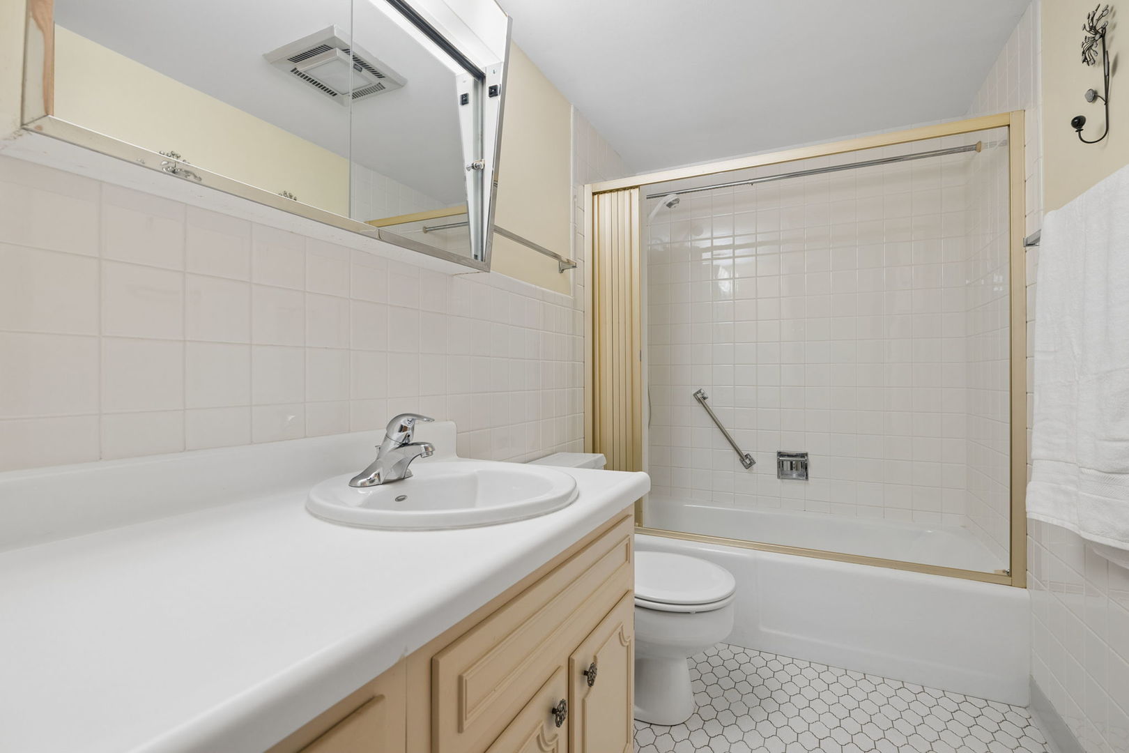 5300 Walnut Avenue Downers Grove IL 60515