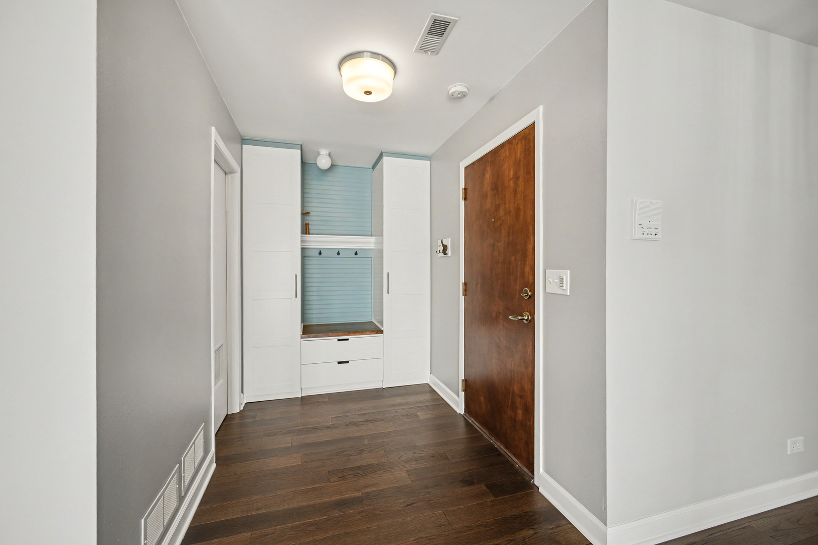 27W685 Grasmere Drive Winfield IL 60190