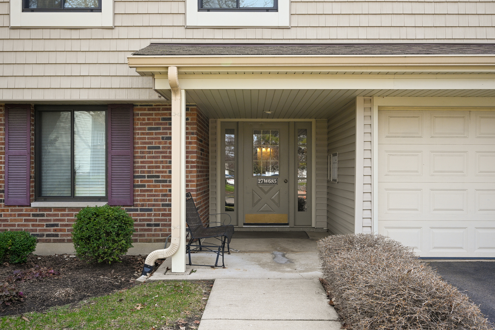 27W685 Grasmere Drive Winfield IL 60190