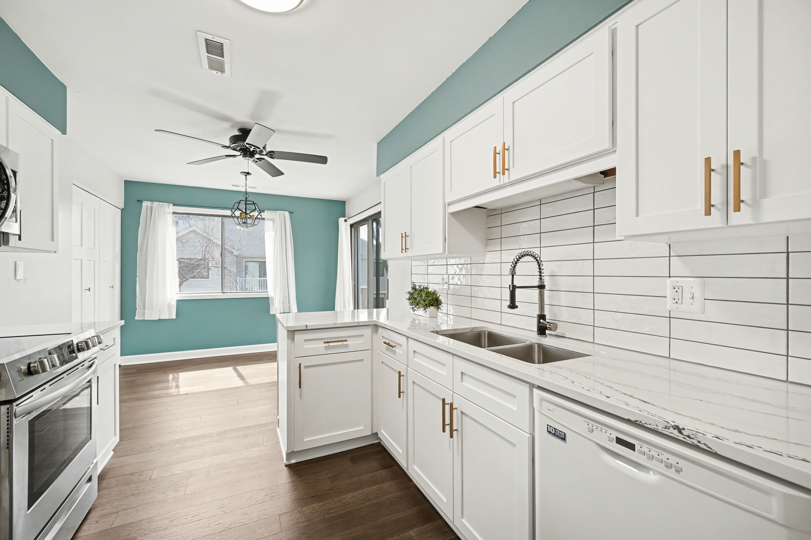 27W685 Grasmere Drive Winfield IL 60190
