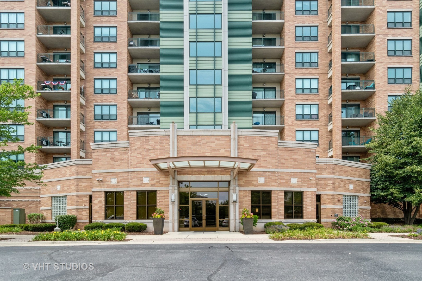 6420 Double Eagle Drive Woodridge IL 60517