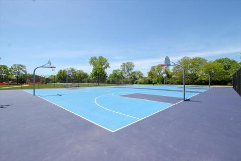 834 East Old Willow Road Prospect Heights IL 60070