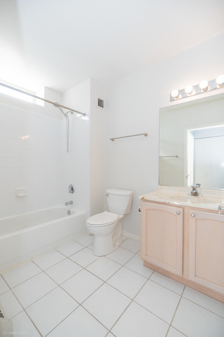 645 North Kingsbury Street Chicago IL 60654
