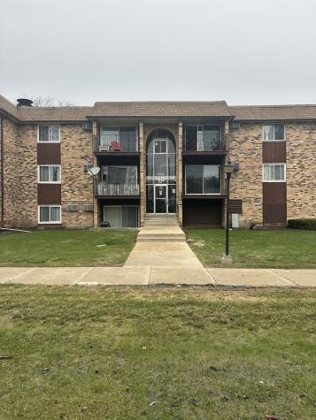 1025 Higgins Quarters Drive Hoffman Estates IL 60169