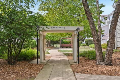 47 South Treehouse Lane Round Lake IL 60073