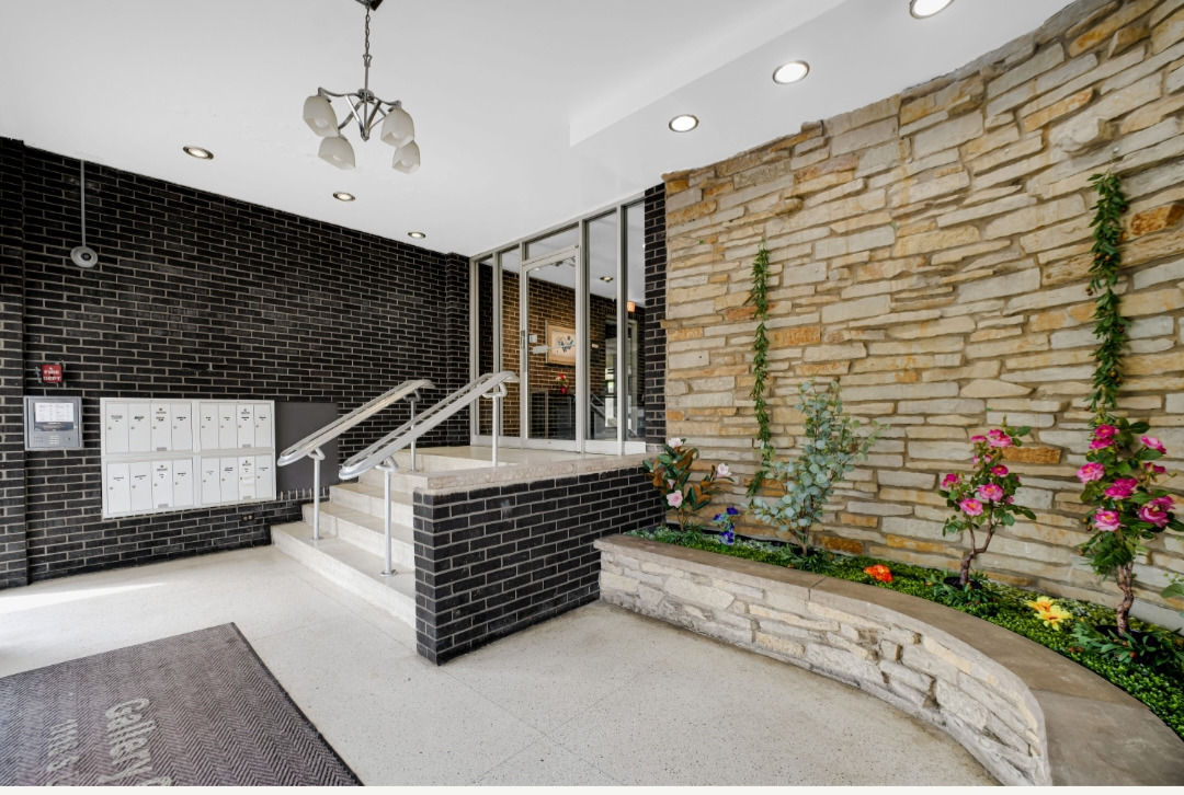 11116 South Longwood Drive Chicago IL 60643