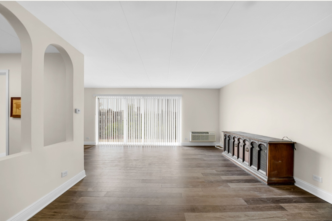 11116 South Longwood Drive Chicago IL 60643