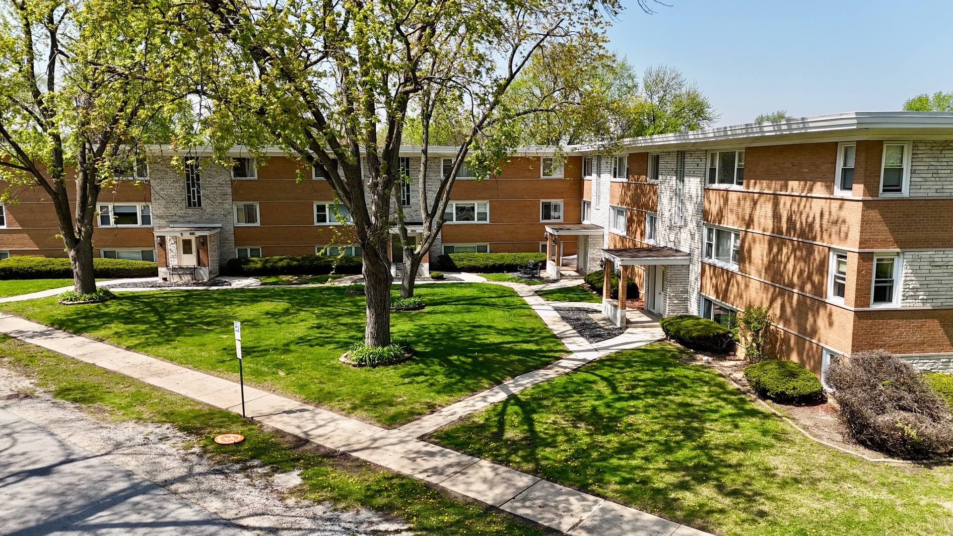 6910 West 109th Street Worth IL 60482