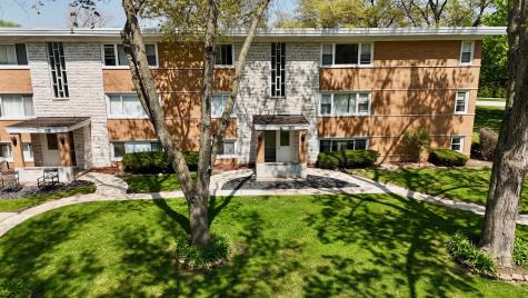 6910 West 109th Street Worth IL 60482