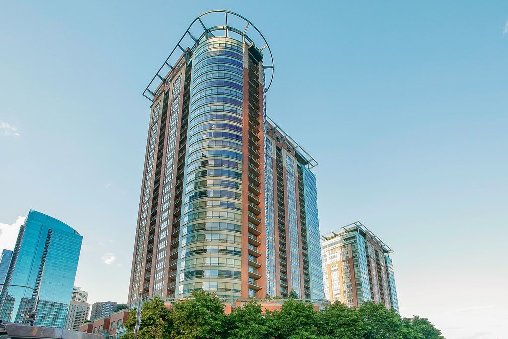 415 East North Water Street Chicago IL 60611