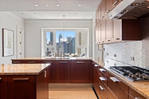 77 East Walton Street Chicago IL 60611