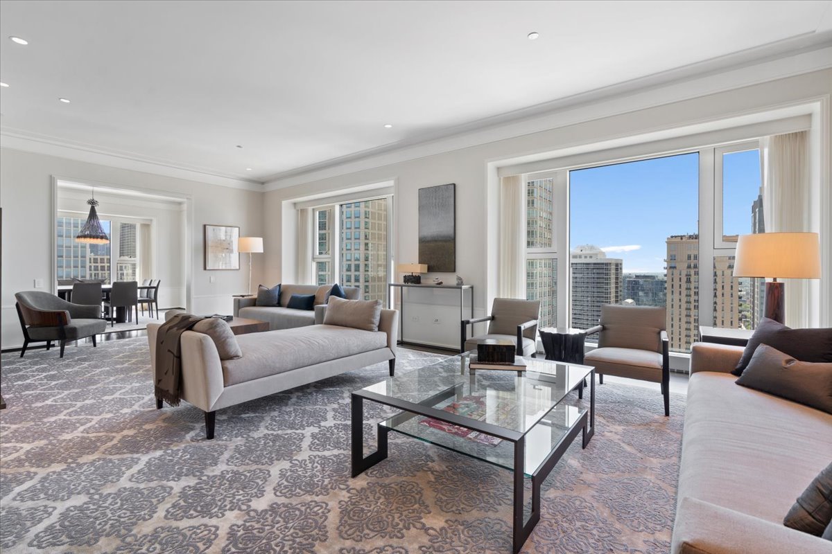 77 East Walton Street Chicago IL 60611