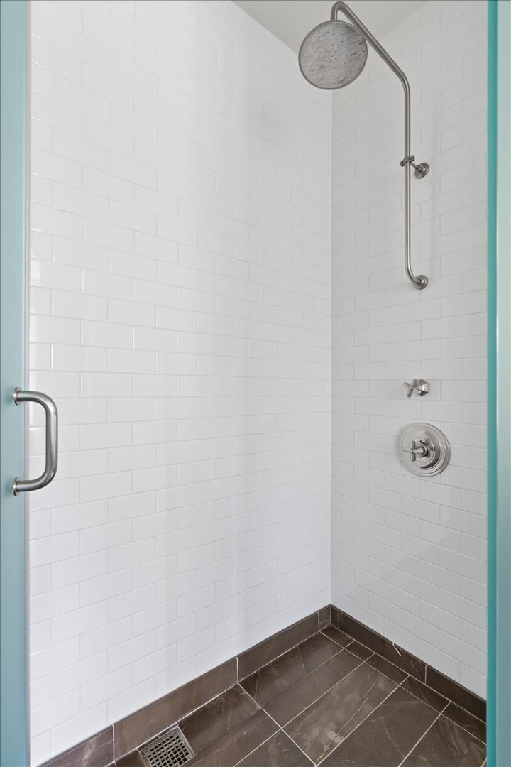 77 East Walton Street Chicago IL 60611