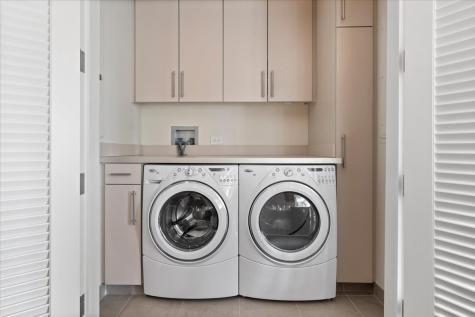 77 East Walton Street Chicago IL 60611
