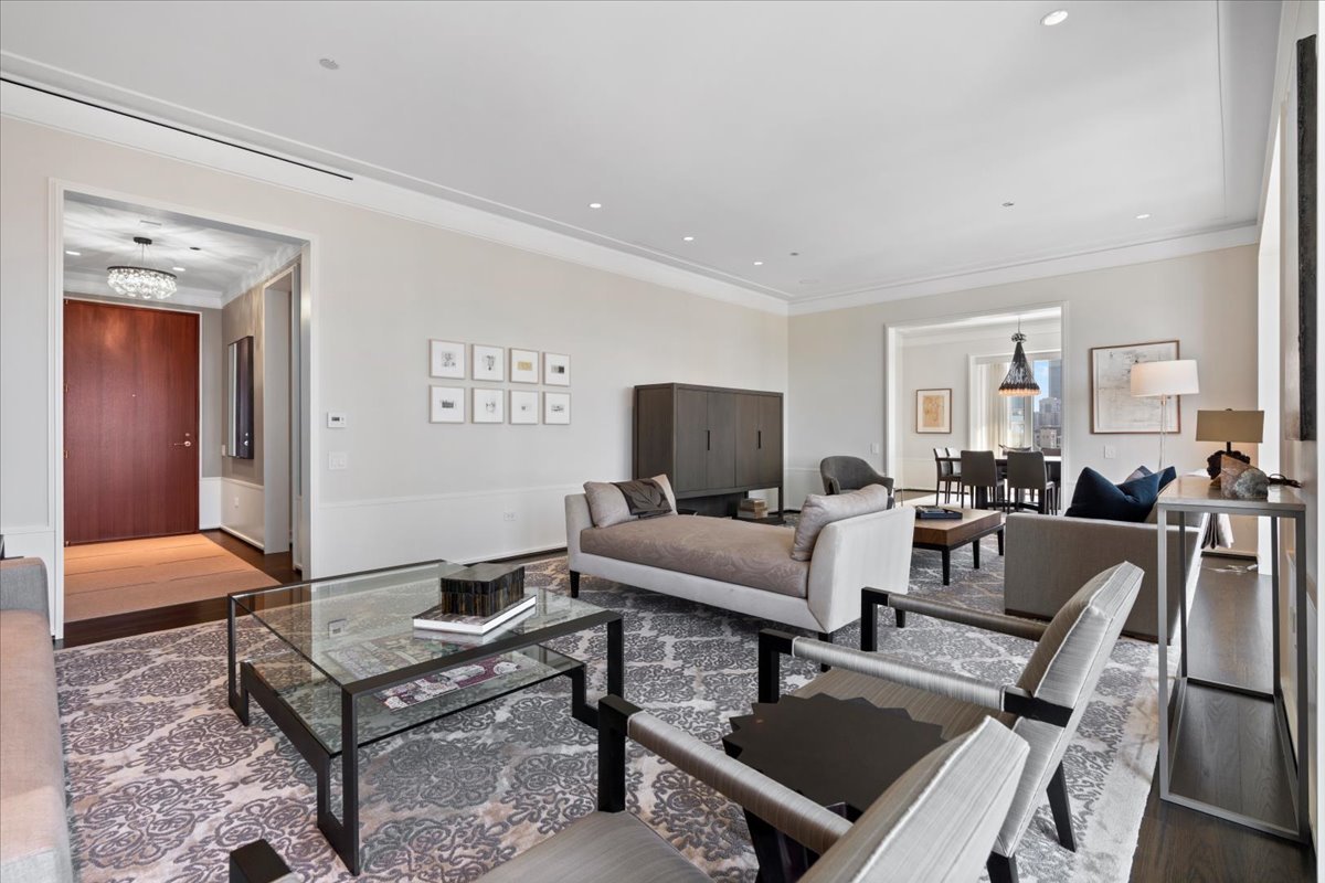 77 East Walton Street Chicago IL 60611