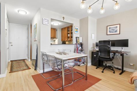 1636 North Wells Street Chicago IL 60614
