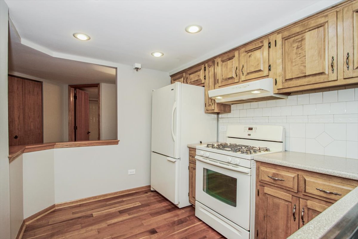 212 West Saint Charles Road Lombard IL 60148