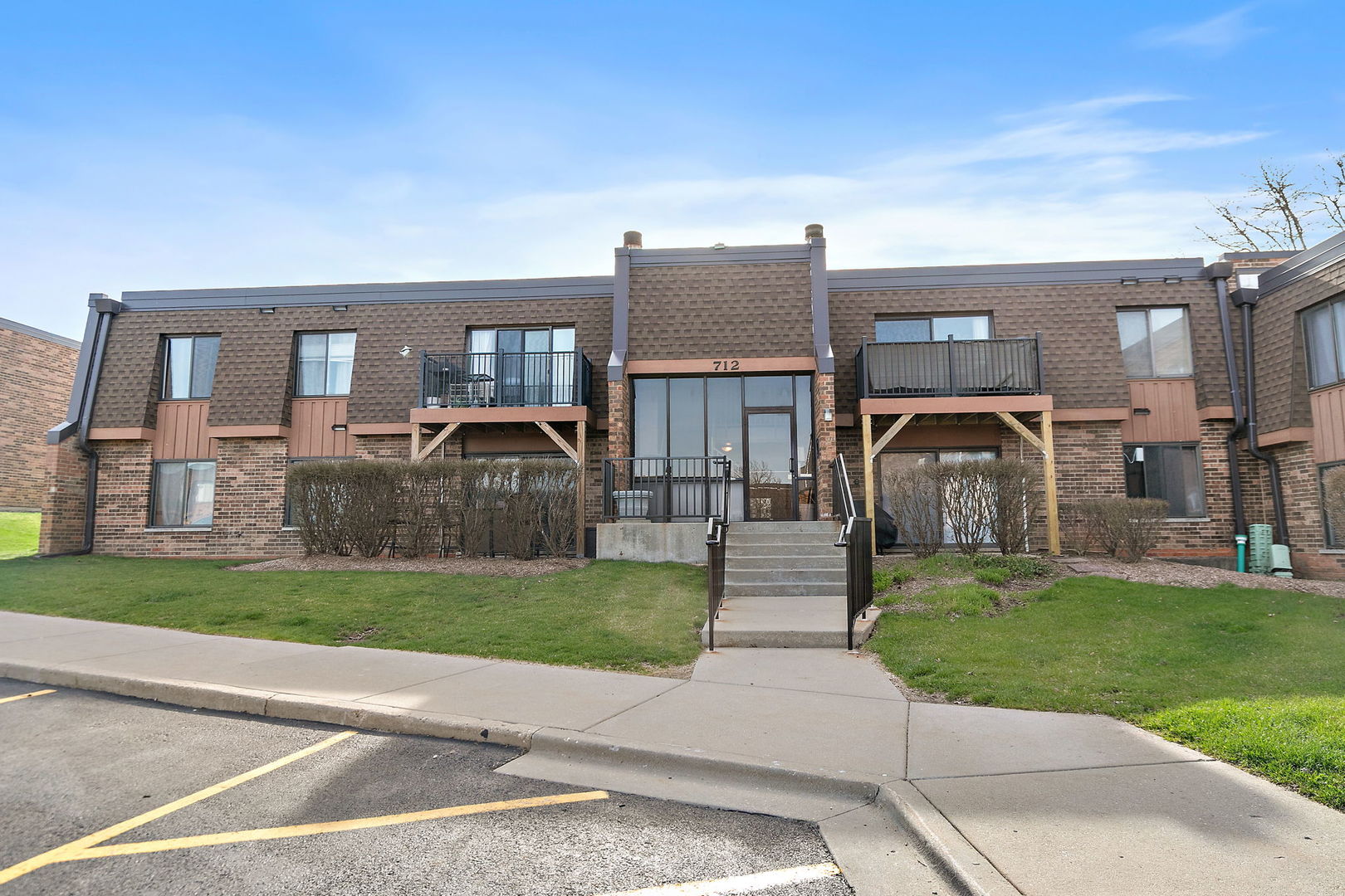 712 Tipperary Court Schaumburg IL 60193