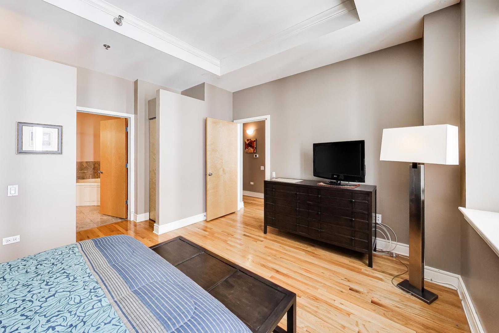 212 West Washington Street Chicago IL 60606