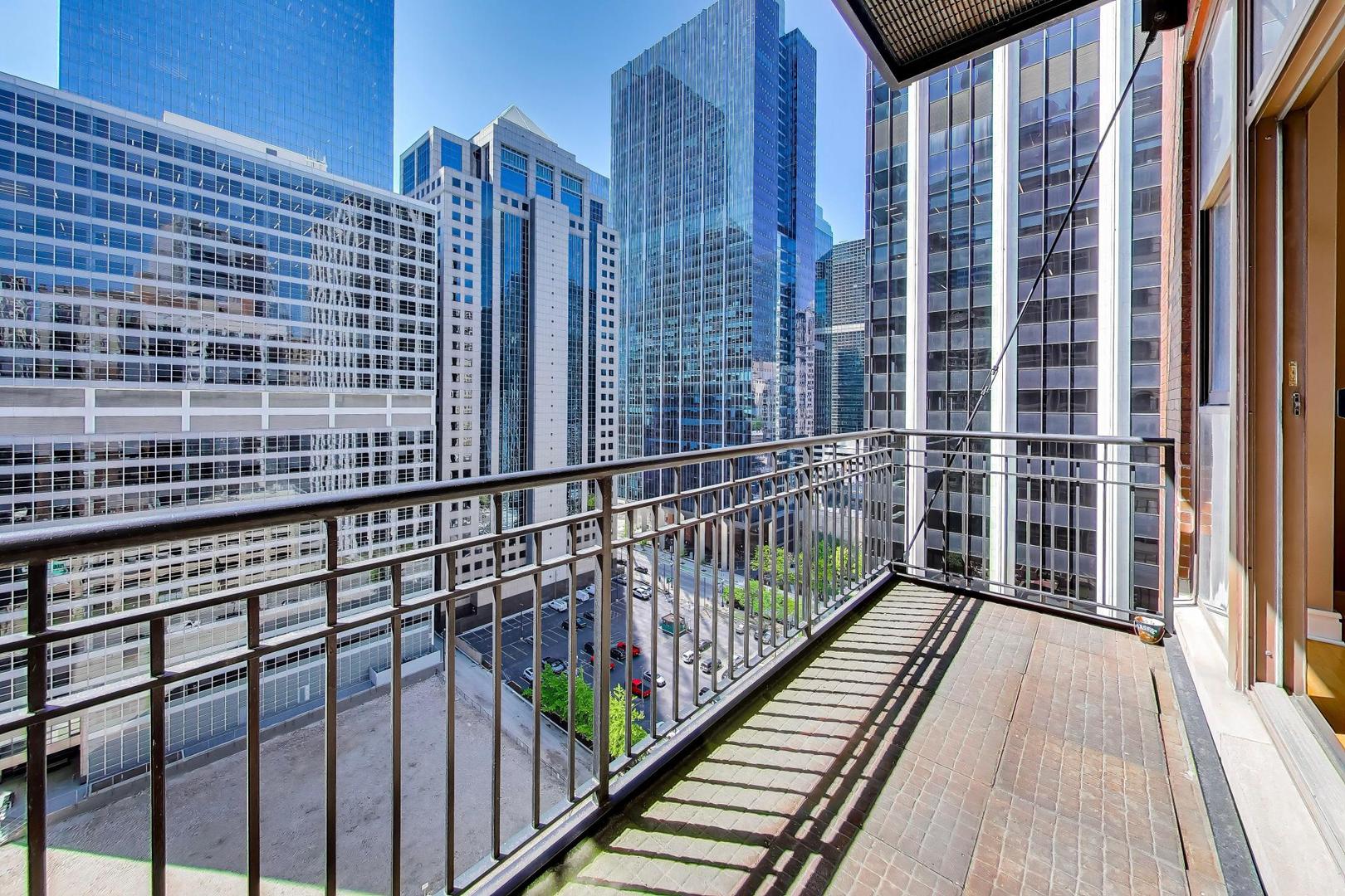 212 West Washington Street Chicago IL 60606
