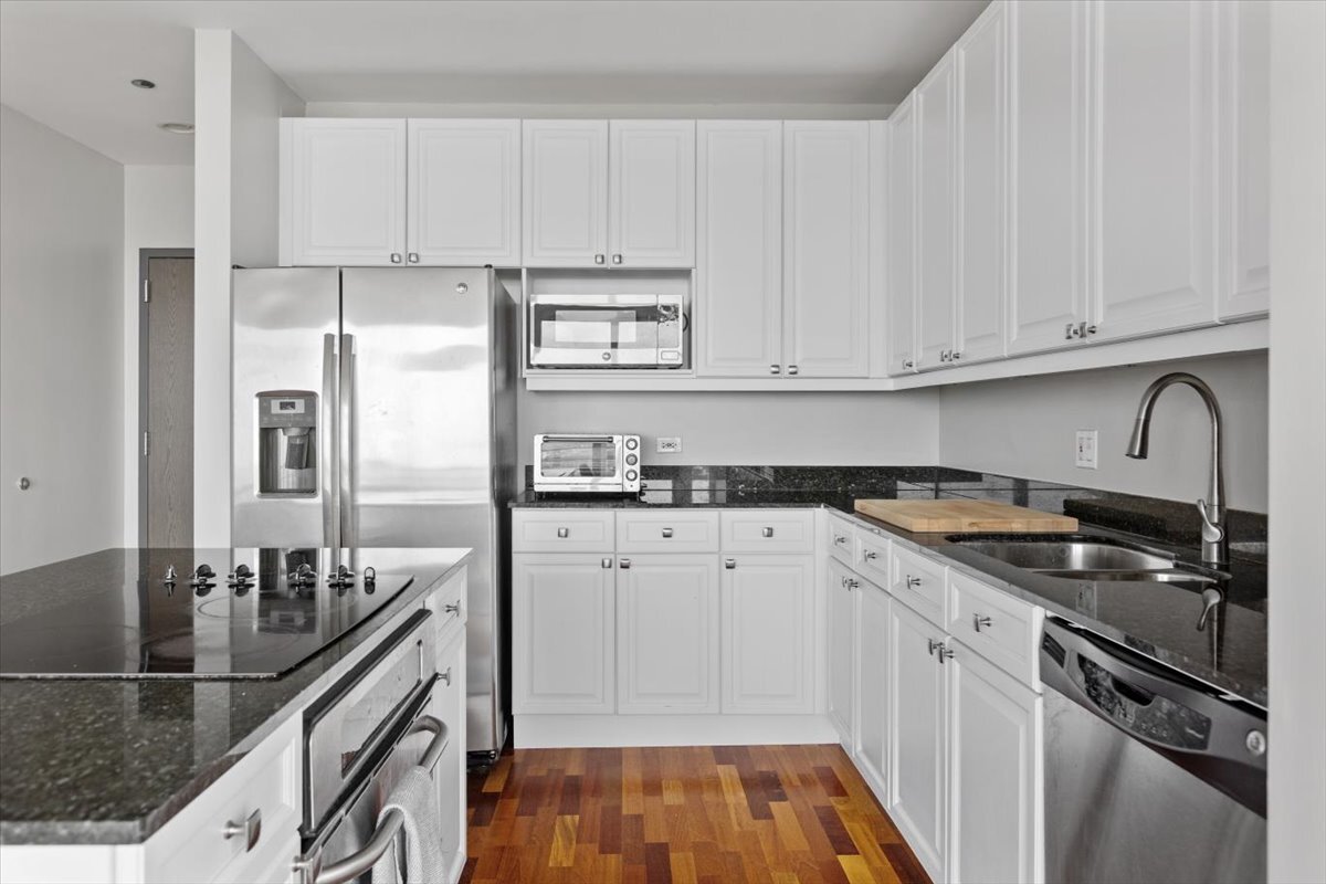 737 West Washington Boulevard Chicago IL 60661