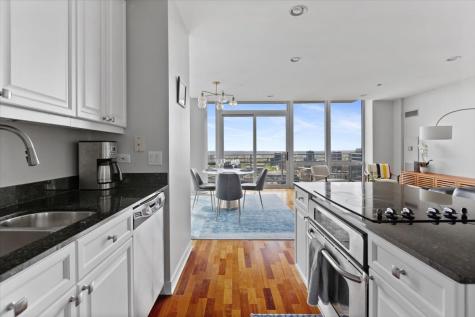 737 West Washington Boulevard Chicago IL 60661