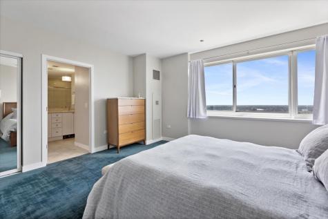 737 West Washington Boulevard Chicago IL 60661