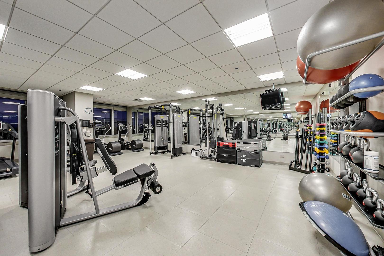 1211 South Prairie Avenue Chicago IL 60605