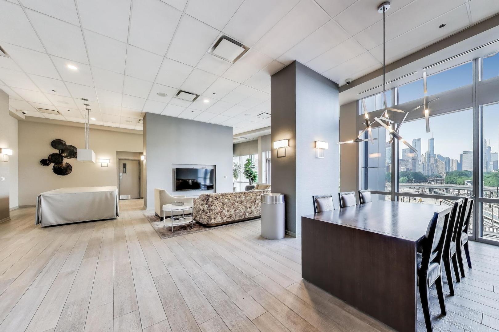 1211 South Prairie Avenue Chicago IL 60605