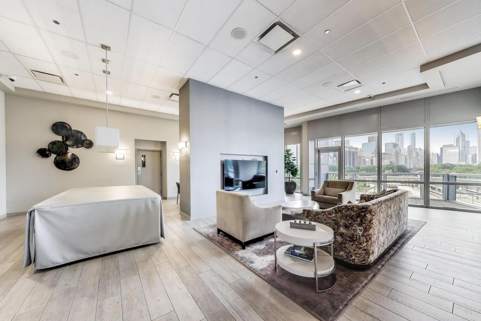 1211 South Prairie Avenue Chicago IL 60605