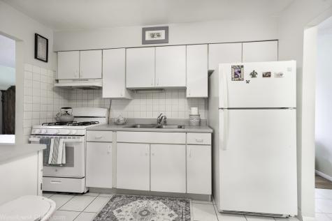 9209 Potter Road Des Plaines IL 60016