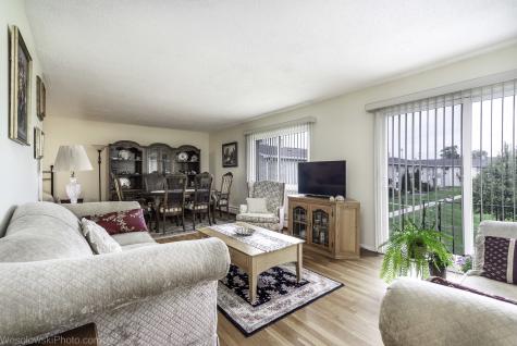 9209 Potter Road Des Plaines IL 60016