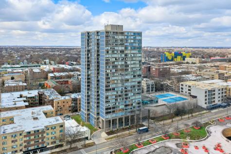 5320 North Sheridan Road Chicago IL 60640
