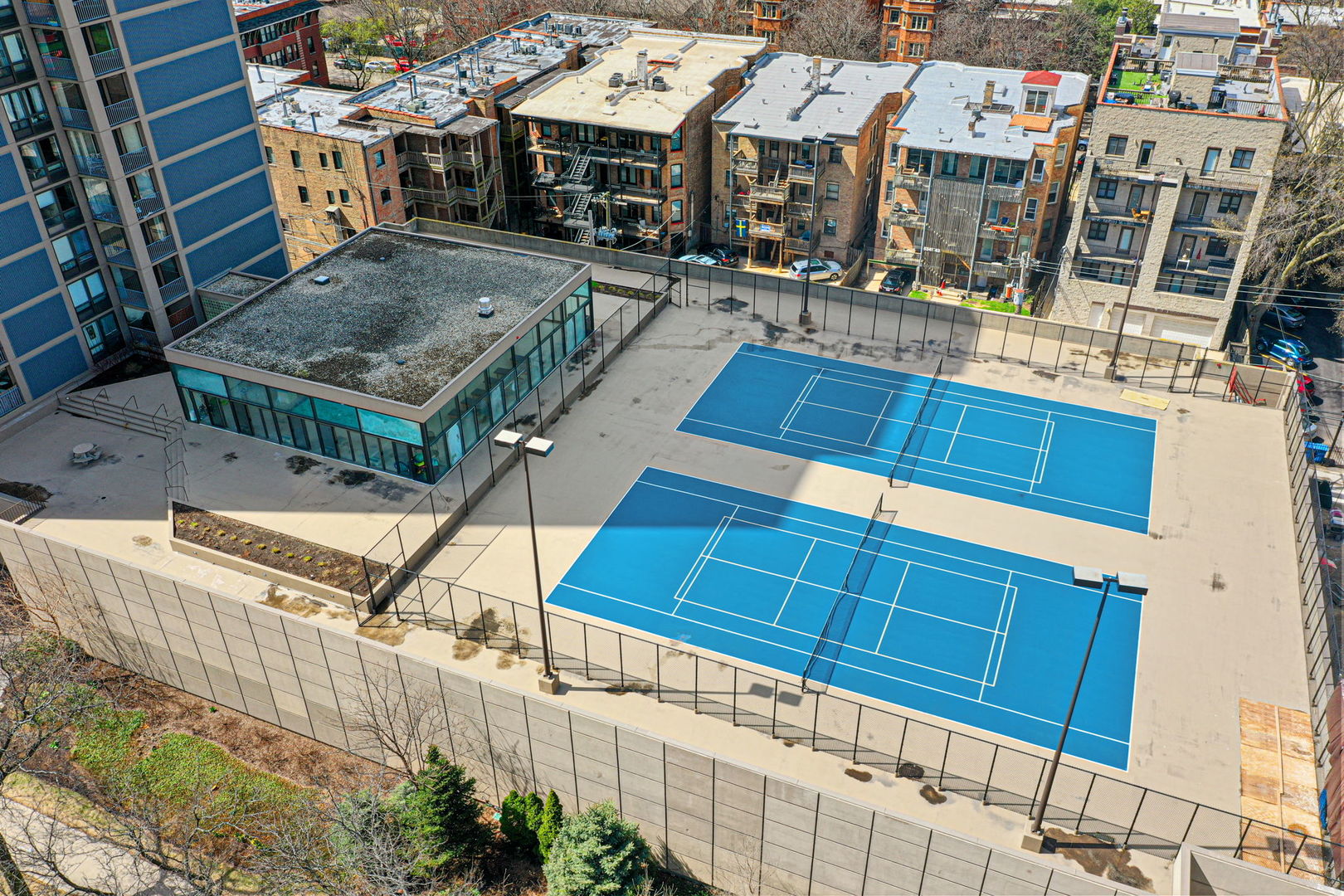 5320 North Sheridan Road Chicago IL 60640