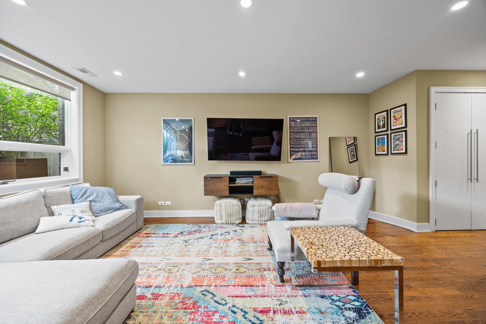 3321 North Sheffield Avenue Chicago IL 60657