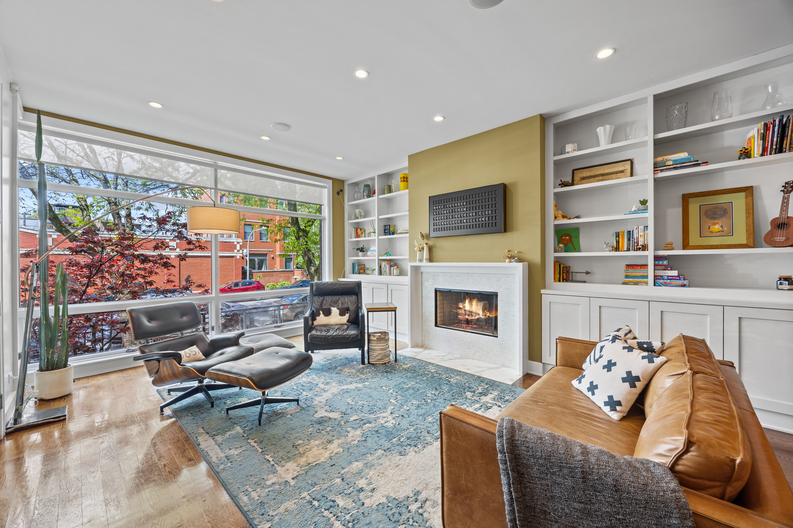 3321 North Sheffield Avenue Chicago IL 60657